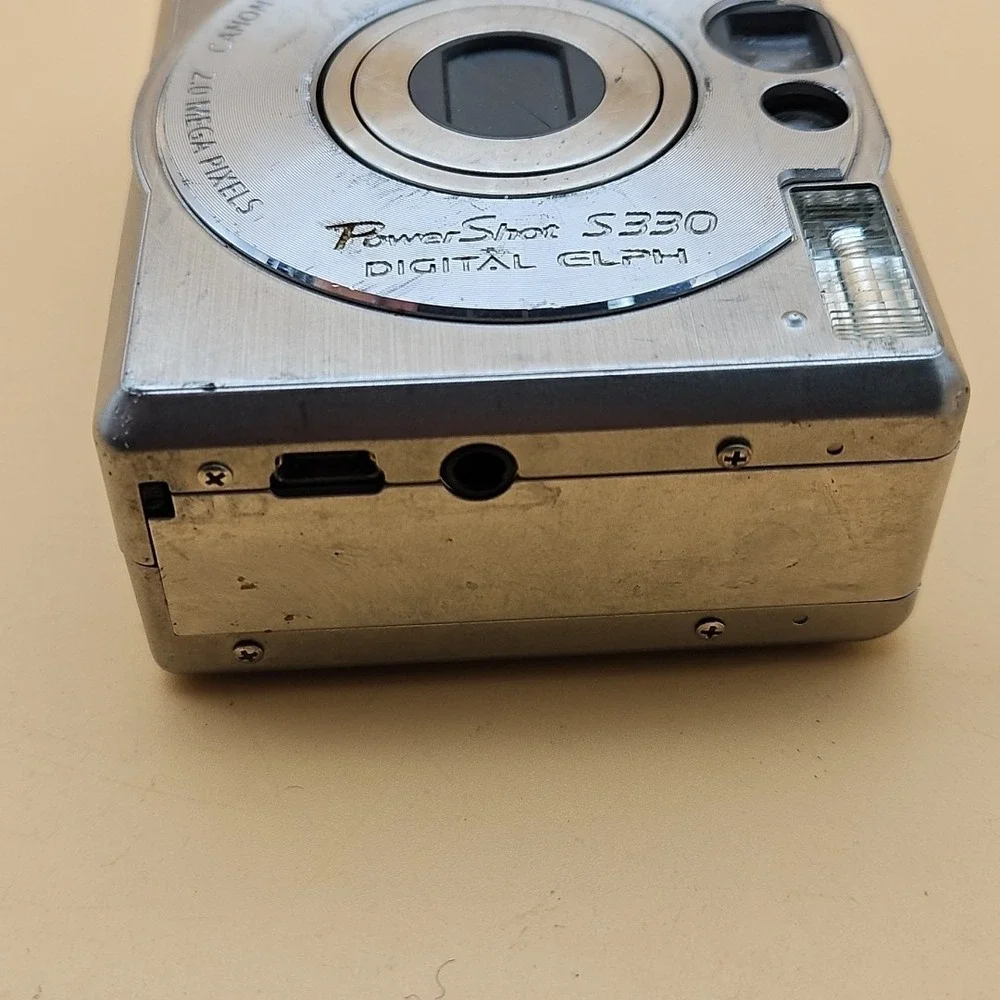 Canon PowerShot S330 Digital ELPH 2.0MP 3x Zoom UNTESTED AS IS FOR PARTS